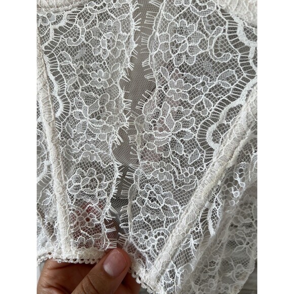 Victoria’s Secret White Lace Corset Basque Bra Sexy Wedding Lingerie 34C - Picture 3 of 8